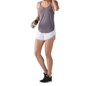 LULULEMON ATHLETICA Anew Short (4')  White Size 4
